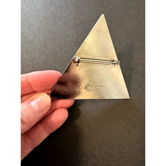 Judy Chicago 1987 triangle Holocaust Project brooch pin signed black white ename - Picture 6 of 16